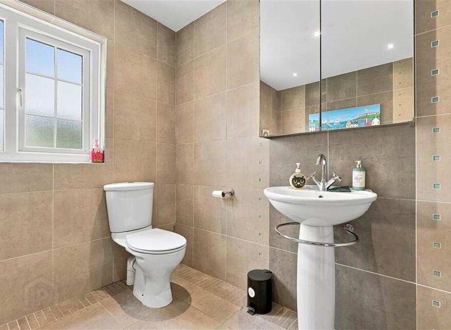 33 The Knockans Broughshane, Broughshane, BT43 7LQ