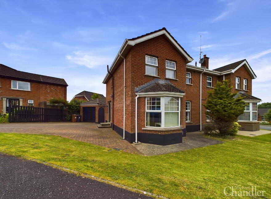 99 Ballylenaghan Park, Belfast, BT8 6WR