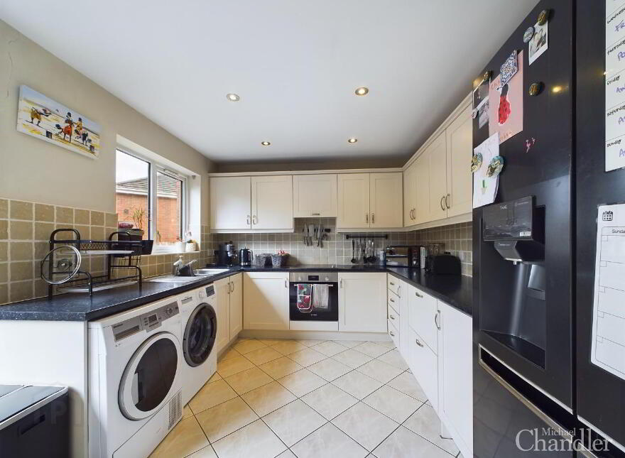 99 Ballylenaghan Park, Belfast, BT8 6WR
