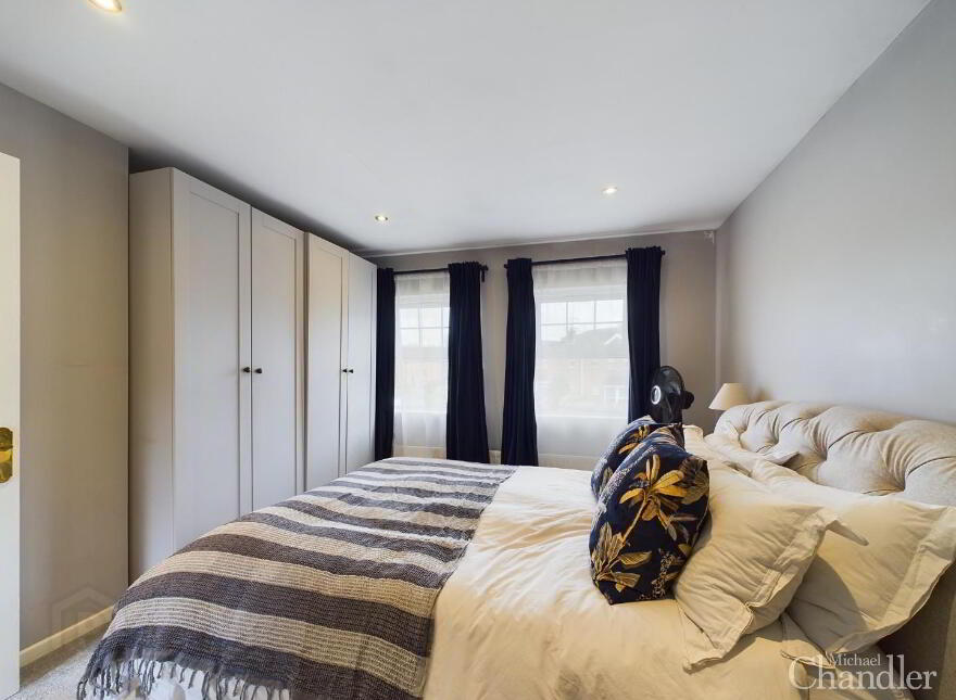 99 Ballylenaghan Park, Belfast, BT8 6WR