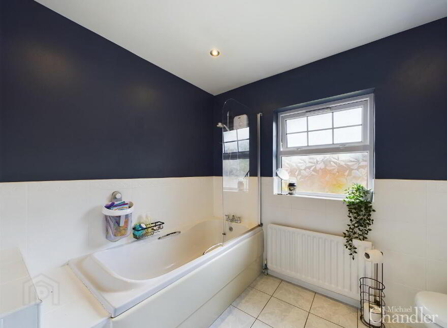 99 Ballylenaghan Park, Belfast, BT8 6WR