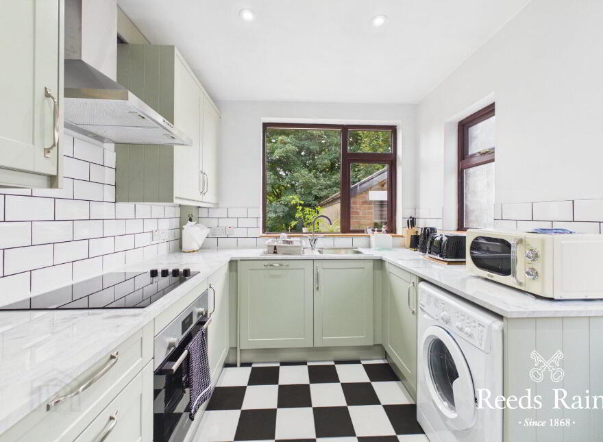 82 Glendale Park, Four Winds, Belfast, BT8 6HS