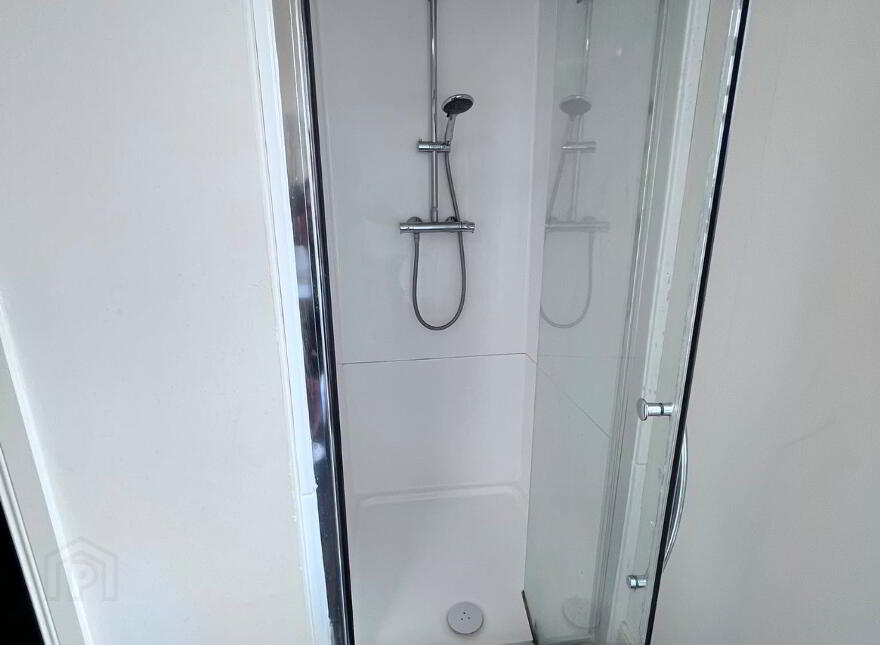 College Gardens, Most Bills Included, Belfast, BT9 6BQ