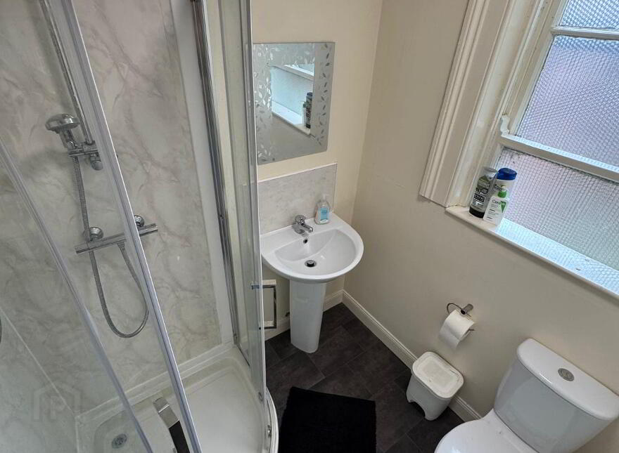 College Gardens, Most Bills Included, Belfast, BT9 6BQ