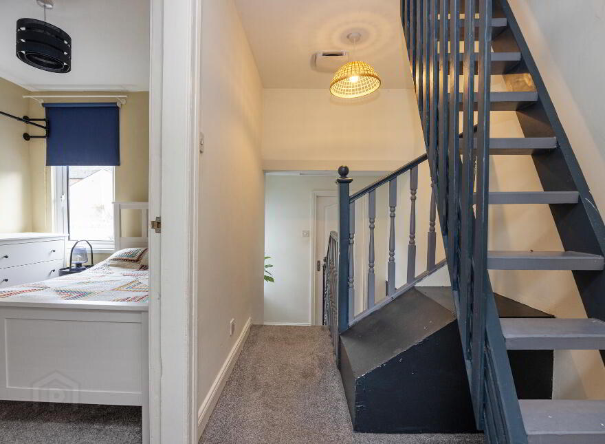 24 Sintonville Avenue, Belfast, BT5 5DG