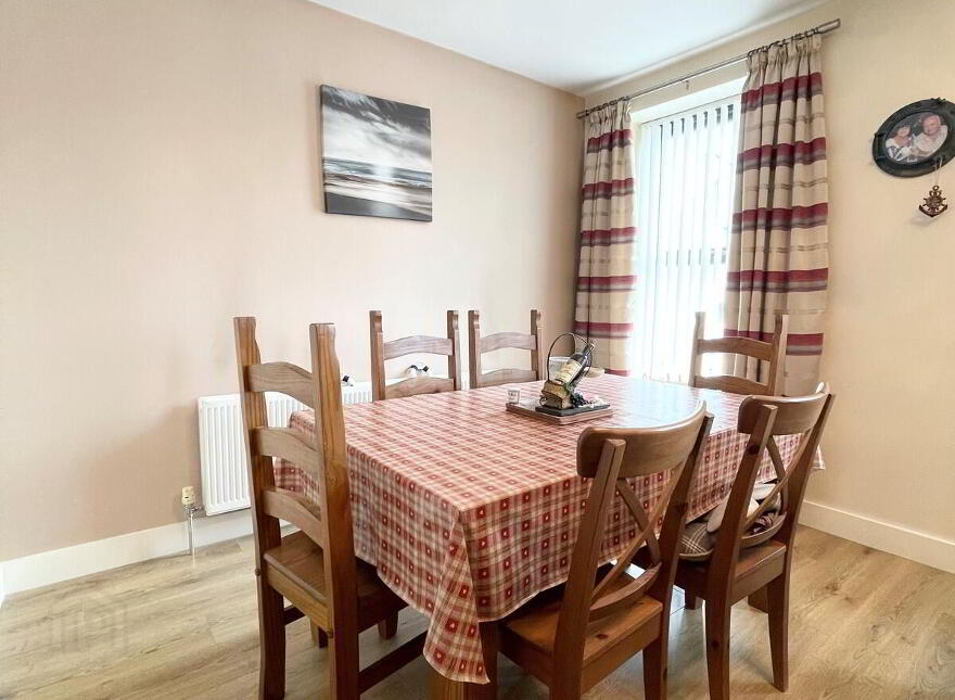 Apt 2, 88 Causeway Street, Portrush, BT56 8AE