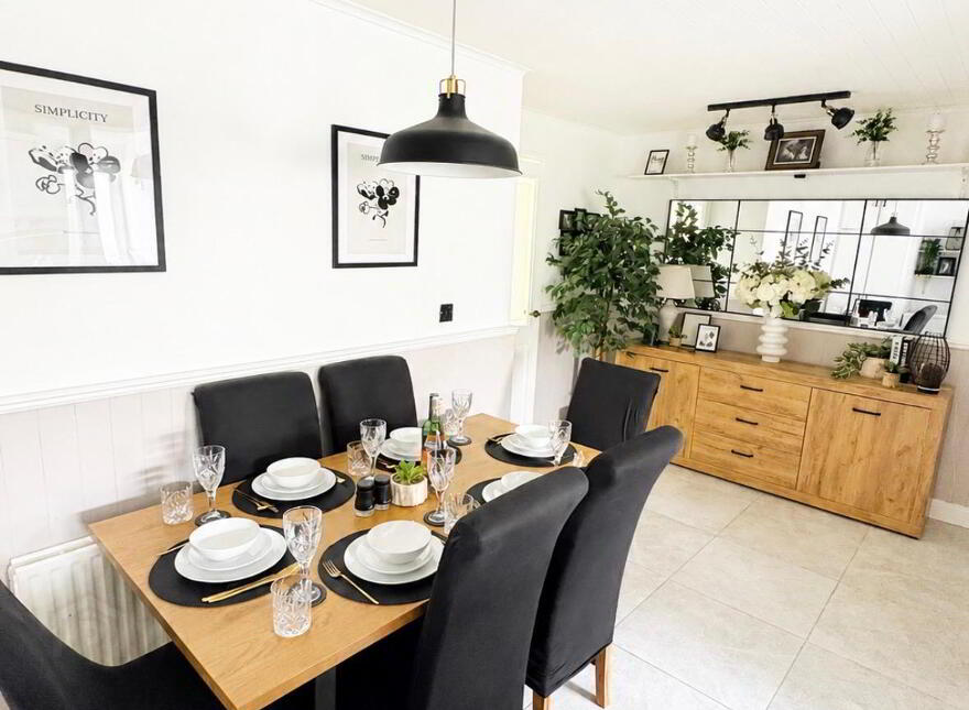 27 St Finnians Avenue, Ardfinnan, E91E427