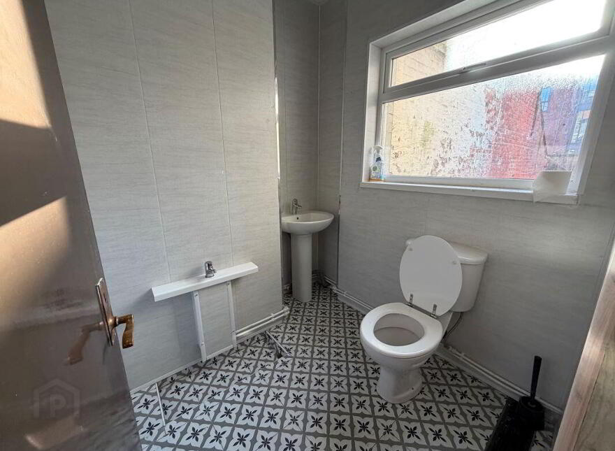 (Lot 9) 135 University Street, Belfast, BT7 1HP