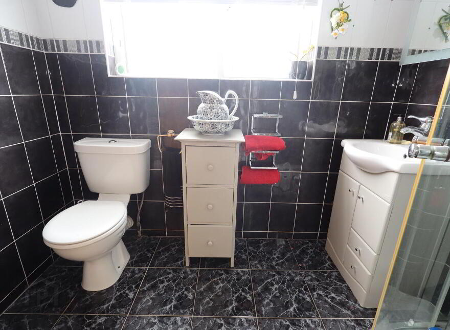 14 Richmond Park, Newtownabbey, BT36 5LE