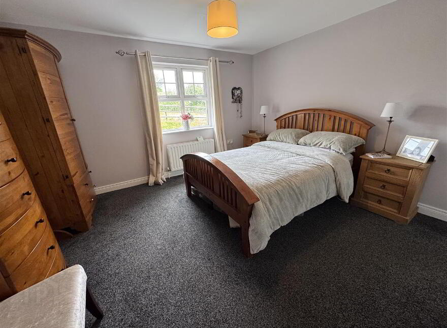 15 Lisnahilt Road, Broughshane, Ballymena, BT42 4QT