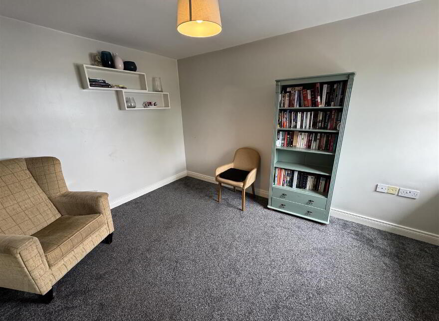 15 Lisnahilt Road, Broughshane, Ballymena, BT42 4QT
