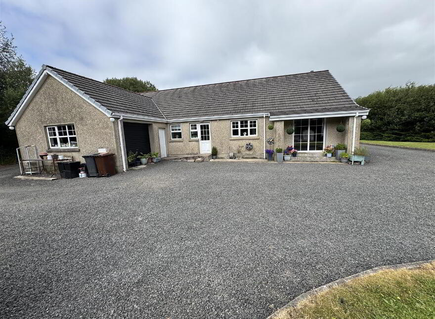 15 Lisnahilt Road, Broughshane, Ballymena, BT42 4QT