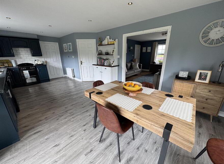 15 Lisnahilt Road, Broughshane, Ballymena, BT42 4QT