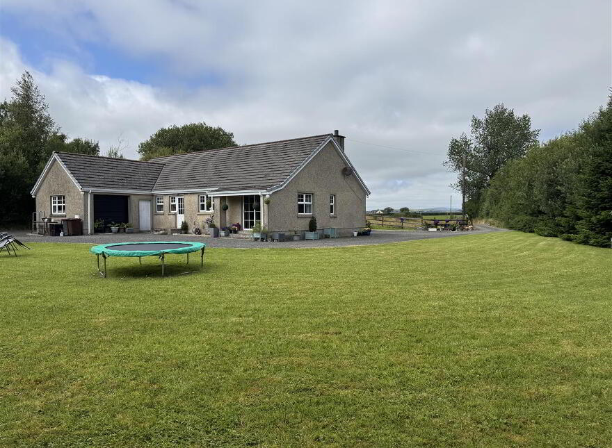15 Lisnahilt Road, Broughshane, Ballymena, BT42 4QT