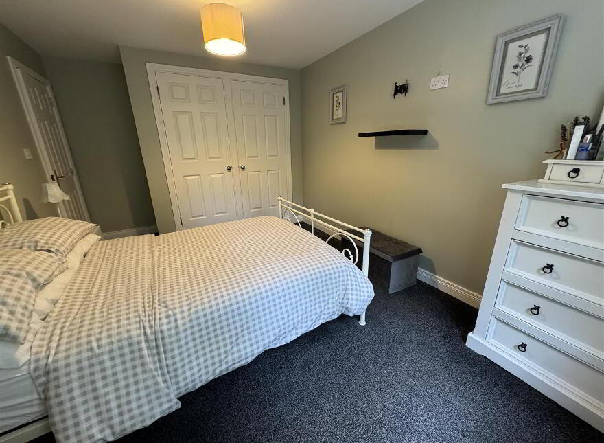 15 Lisnahilt Road, Broughshane, Ballymena, BT42 4QT