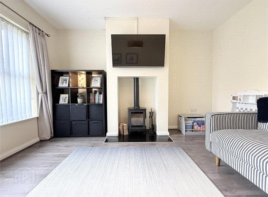 8 Lower Meadow, Magherafelt, BT45 5FD