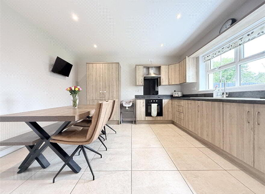 8 Lower Meadow, Magherafelt, BT45 5FD
