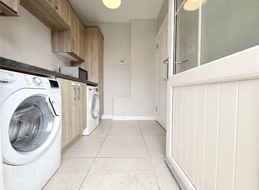 8 Lower Meadow, Magherafelt, BT45 5FD