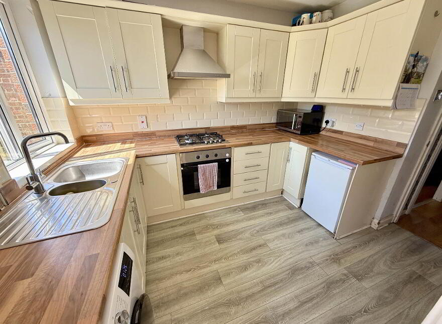 171 Mount Merrion Avenue, Belfast, BT6 0FN