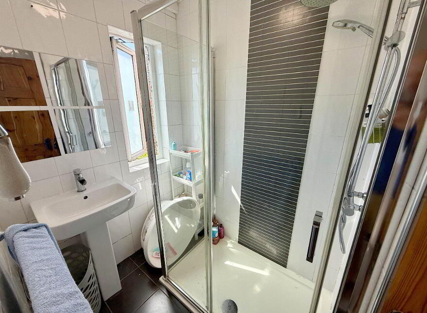 171 Mount Merrion Avenue, Belfast, BT6 0FN