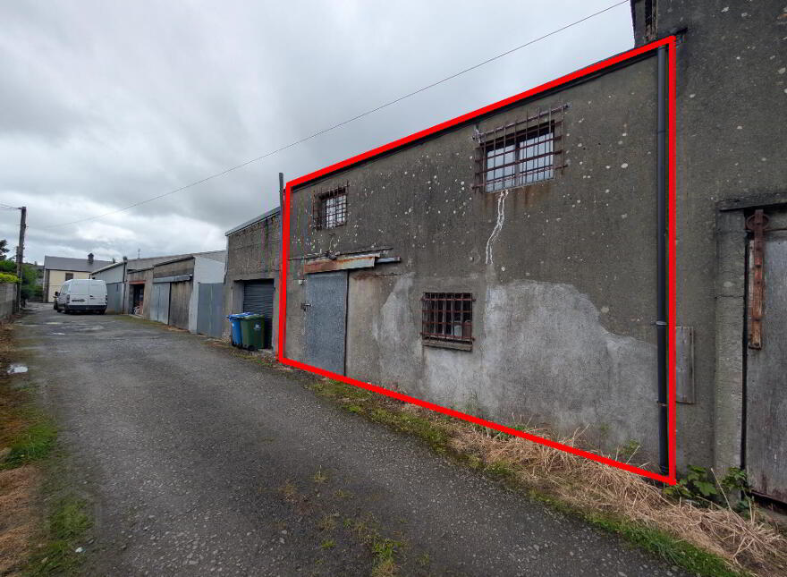Bridge Street, Swinford, F12FT50