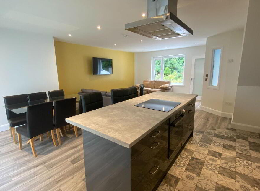 Carrig Dearg, 3 Glen Road, Monkstown, T12C1FK