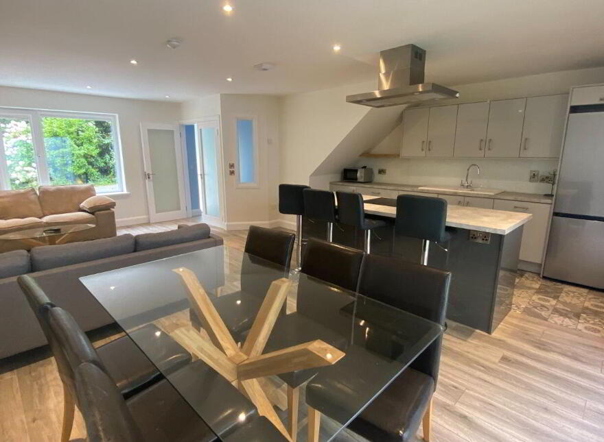Carrig Dearg, 3 Glen Road, Monkstown, T12C1FK