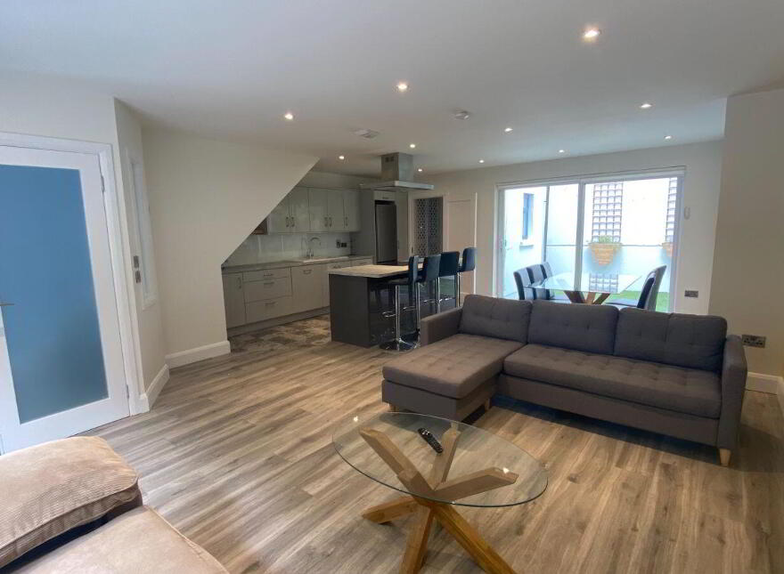 Carrig Dearg, 3 Glen Road, Monkstown, T12C1FK