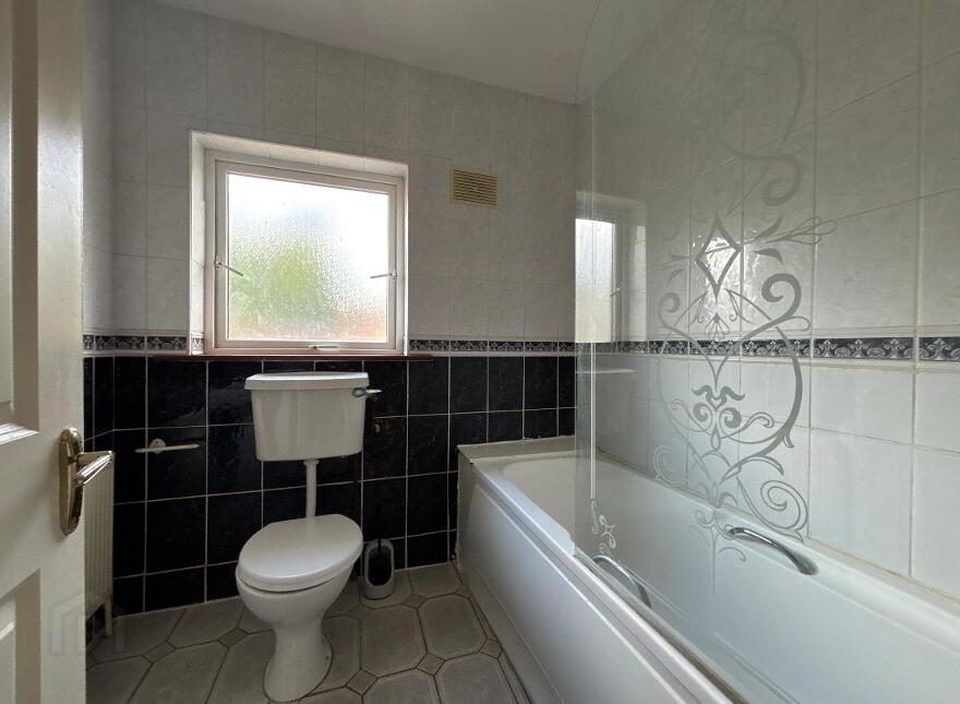 32 Ard Aoibhinn, Cashel Road, Clonmel, E91FR59