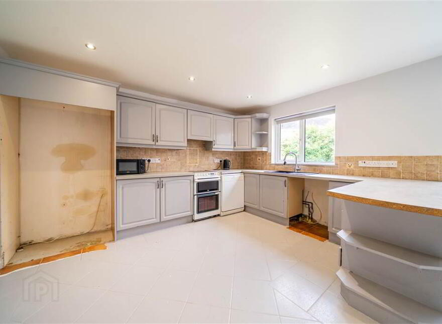 42 Ardvanagh Road, Conlig, Bangor, BT23 7XA