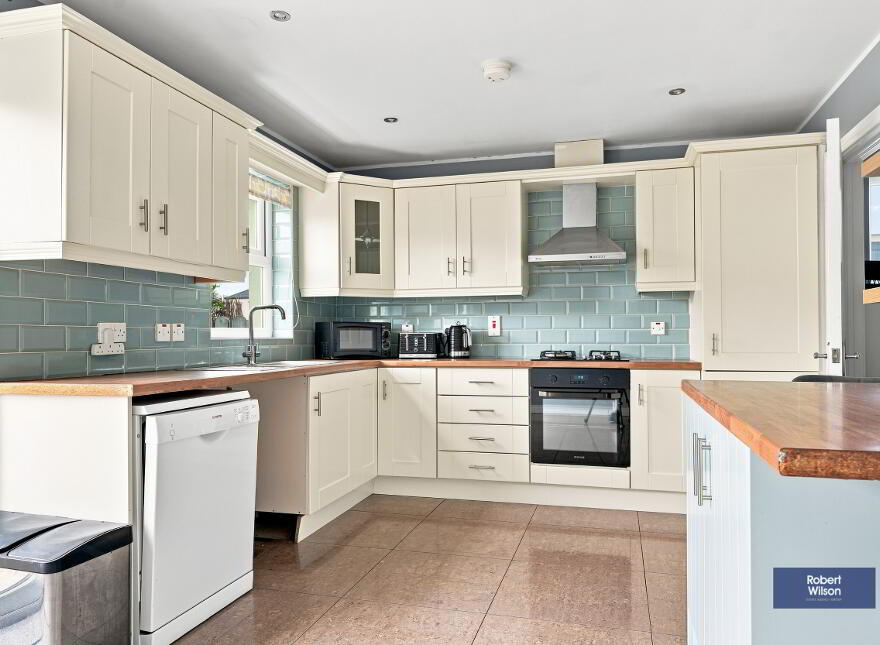 5 Kingsfort Square, Moira, BT67 0UW