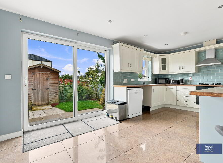 5 Kingsfort Square, Moira, BT67 0UW