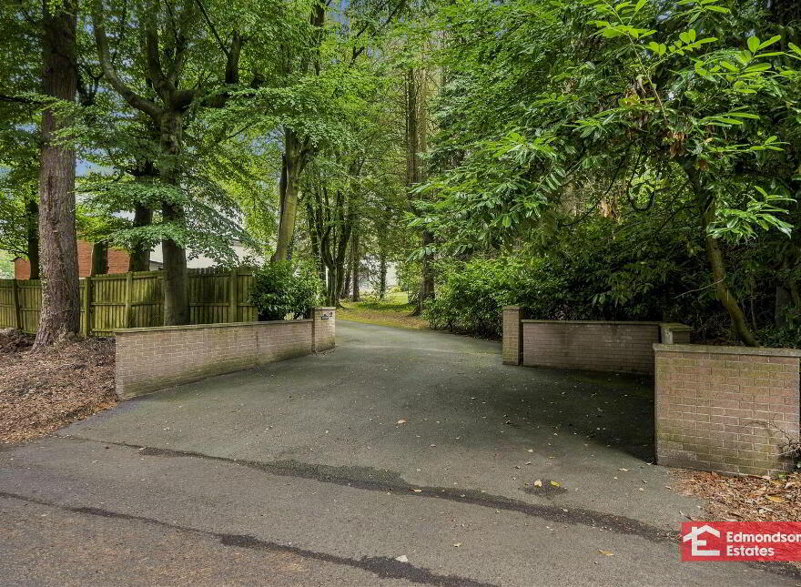 1 Liscoom Road, Ballymena, BT42 1DF