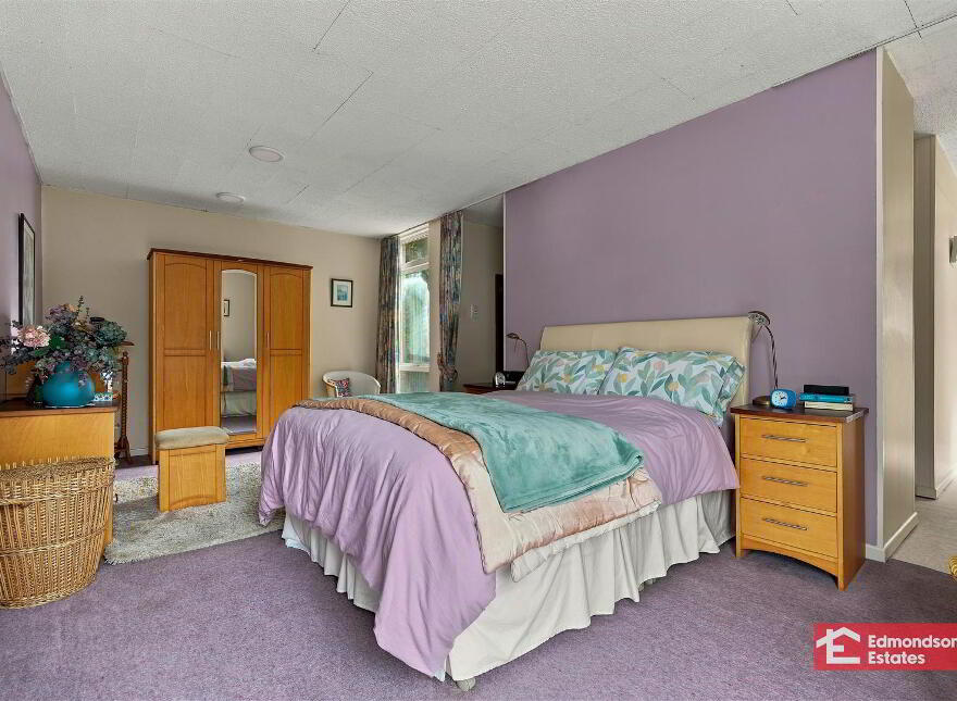 1 Liscoom Road, Ballymena, BT42 1DF
