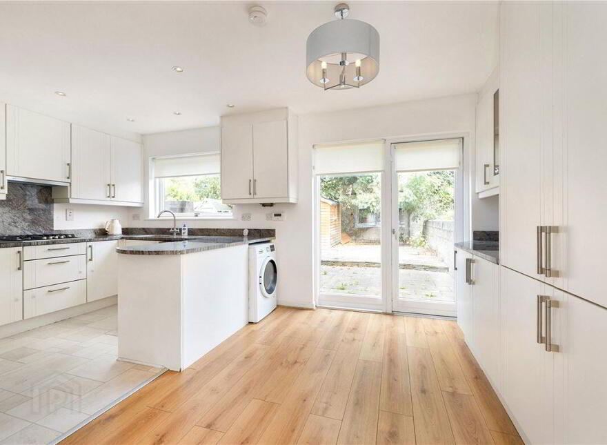 2 Taney Manor, Dundrum, Dublin, D14TY84