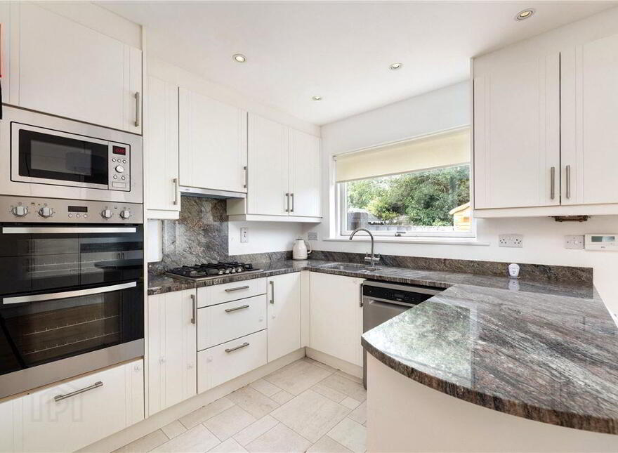 2 Taney Manor, Dundrum, Dublin, D14TY84