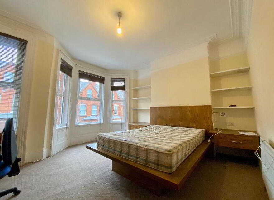 39 Elaine Street, Belfast, BT9 5AR