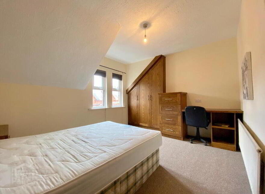39 Elaine Street, Belfast, BT9 5AR