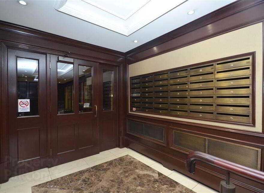 43 Custom House Residence, Belfast, BT1 3EW