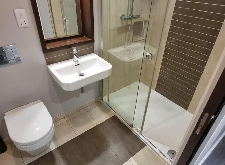 43 Custom House Residence, Belfast, BT1 3EW