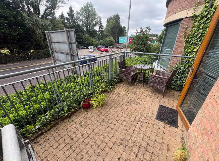 Apt 28 Park Royal, Upper Lisburn Road, Belfast, BT9 7GY