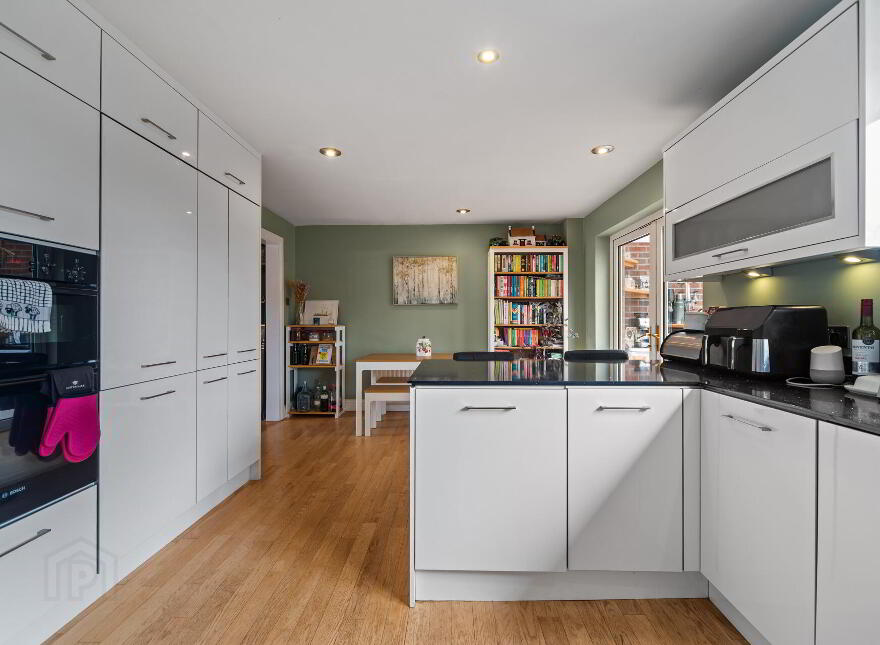 11 St. Ellens, Edenderry, Belfast, BT8 8JN