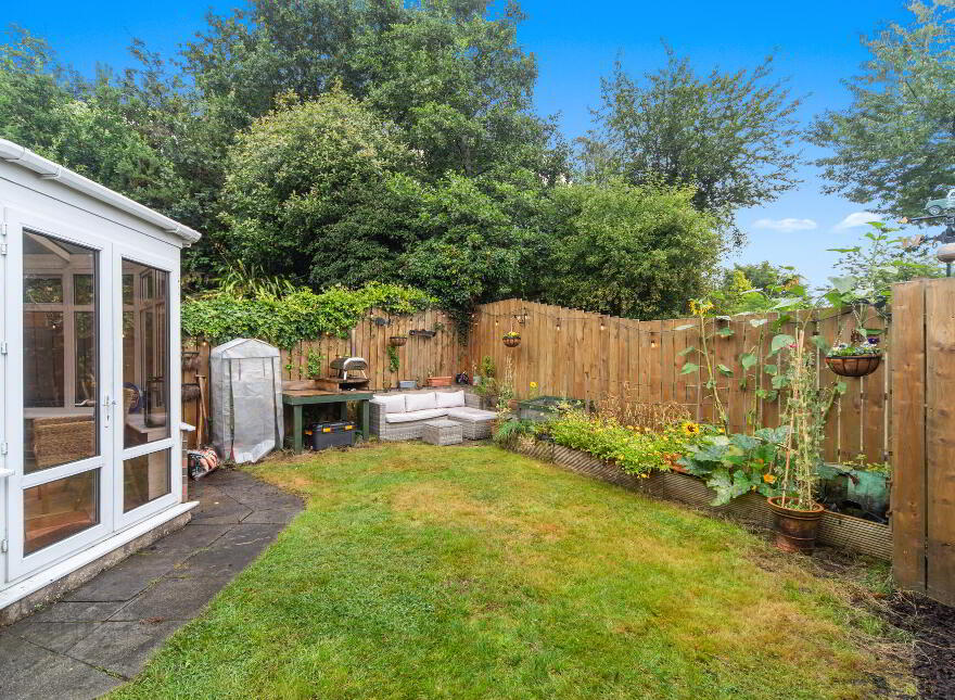 11 St. Ellens, Edenderry, Belfast, BT8 8JN