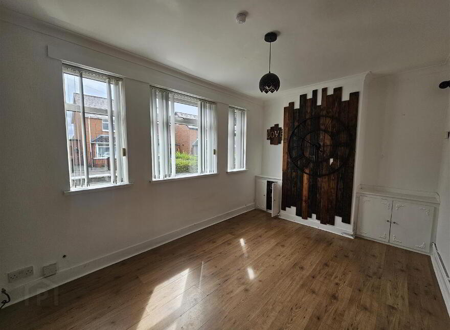 60 Joanmount Gardens, Belfast, BT14 6NY