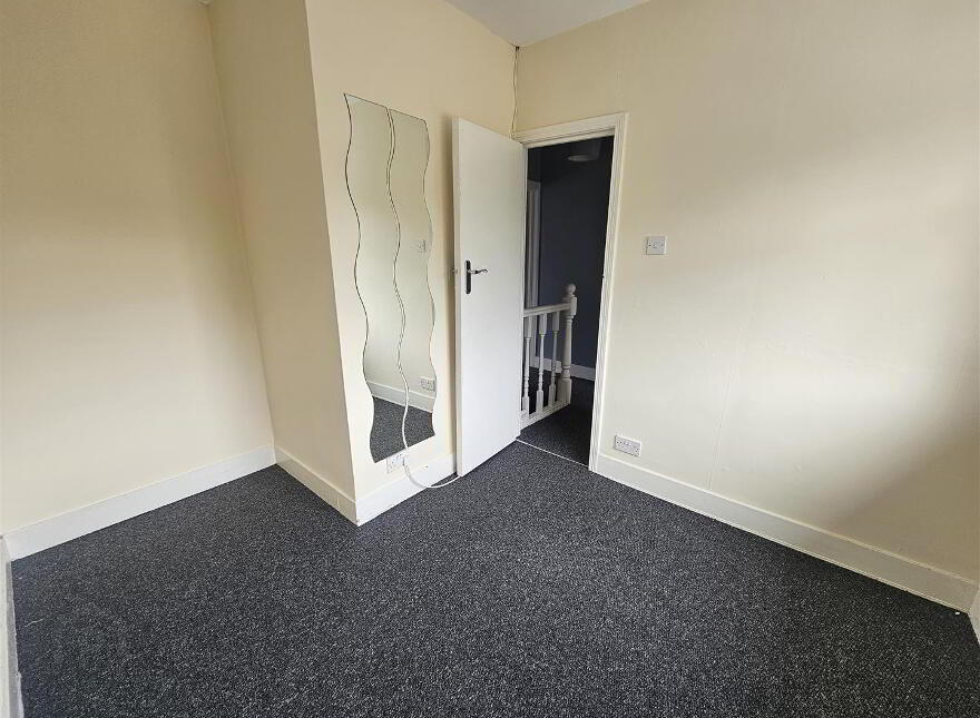 60 Joanmount Gardens, Belfast, BT14 6NY