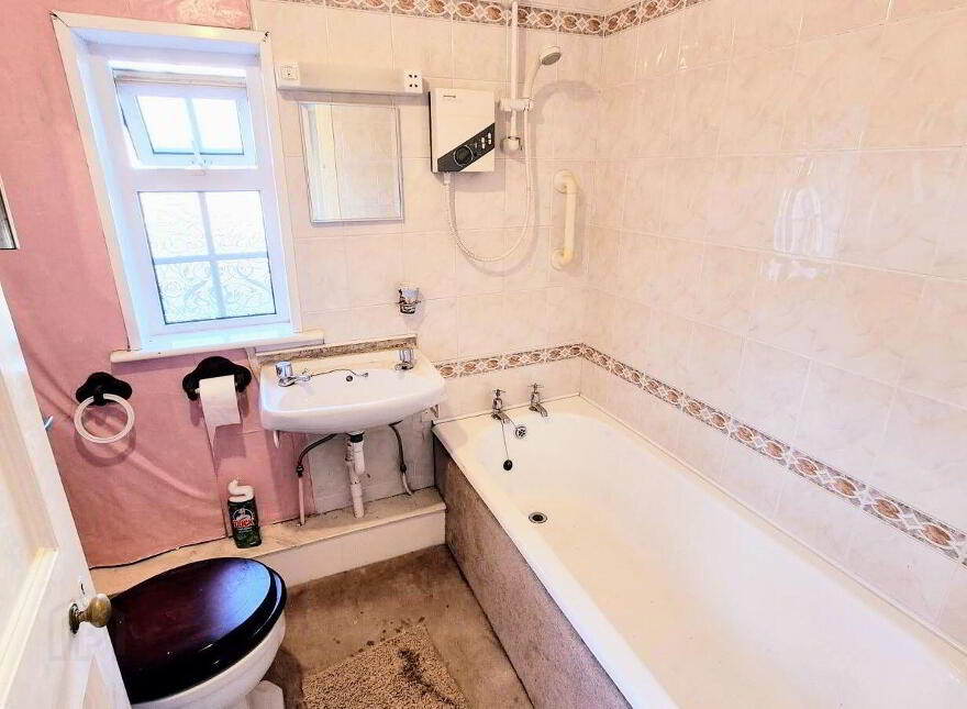 4 Drumlease Terrace, Drumlease Road, Dromahair, F91VW63