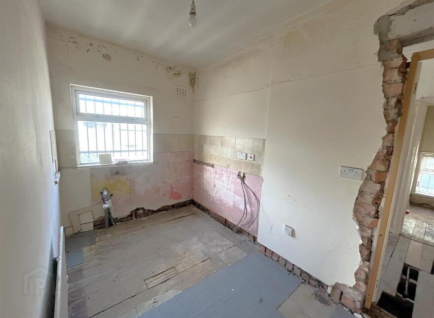 210-212 Ballysillan Road, Belfast, BT14 7QS
