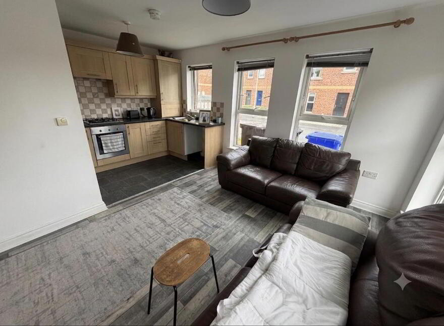 80 Balmoral Square, Bangor, BT19 7XL