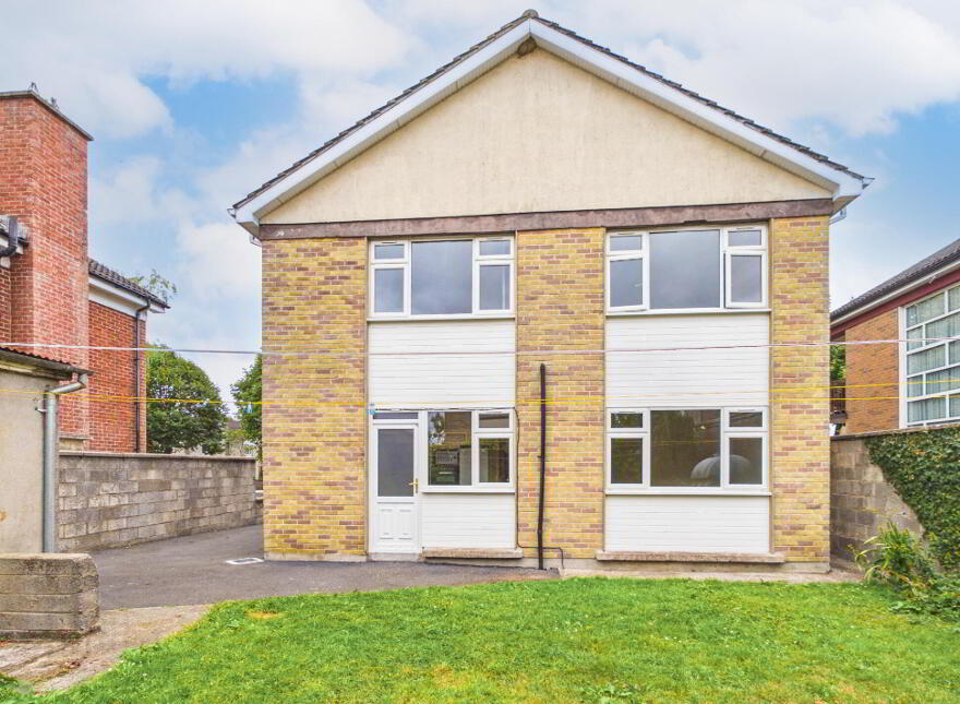 17 Willowmere Drive, Thurles, E41P9E5