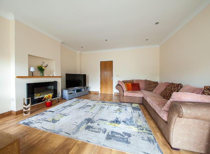 53 Castlegrange Green, Castaheany, Clonee, D15VHH9
